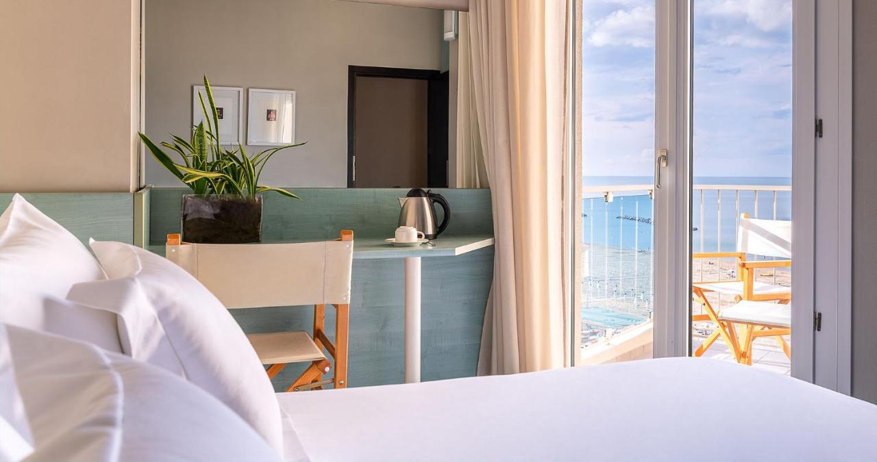 Victoria Palace Hotel Cattolica Eksteriør billede