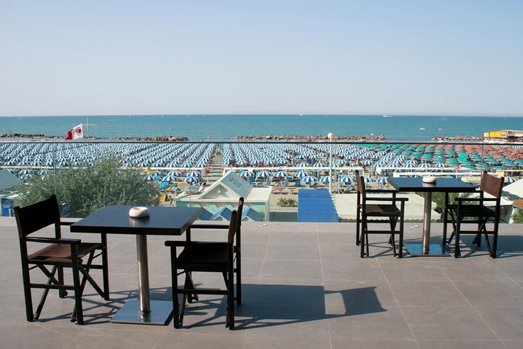 Victoria Palace Hotel Cattolica Eksteriør billede
