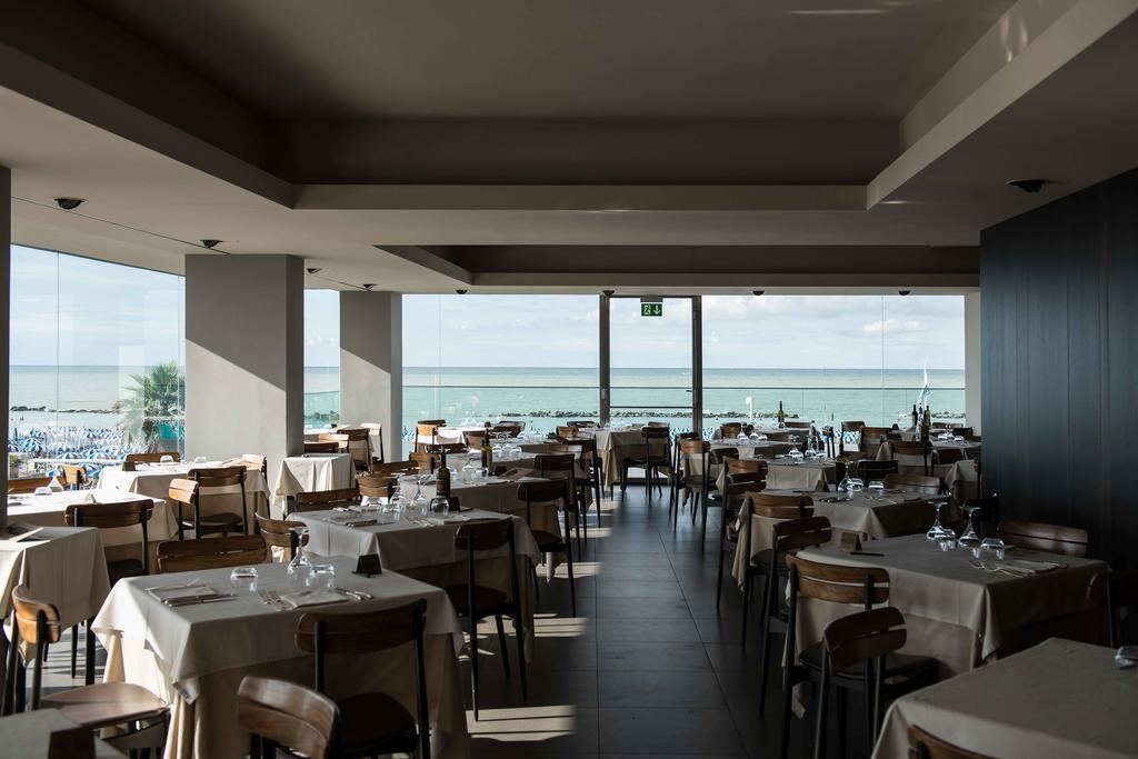 Victoria Palace Hotel Cattolica Eksteriør billede
